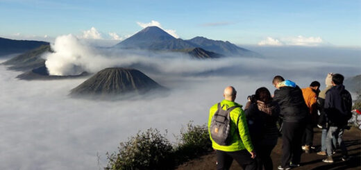 Mount Bromo, Ijen Crater Tour by Trekking 3 Days