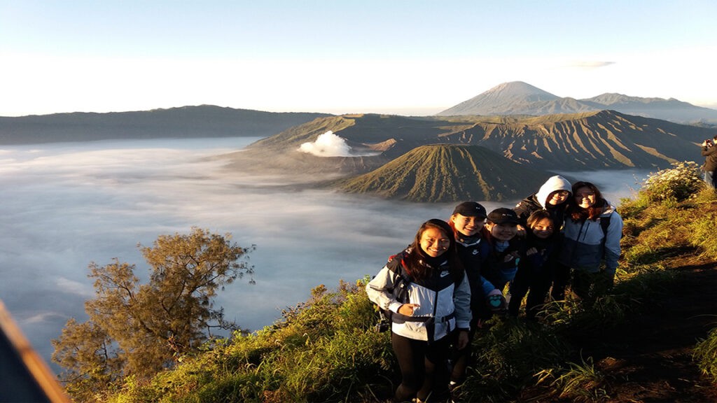 Mount Bromo tour from Surabaya, Malang, Banyuwangi Mount Bromo tour from Surabaya, Malang, Banyuwangi